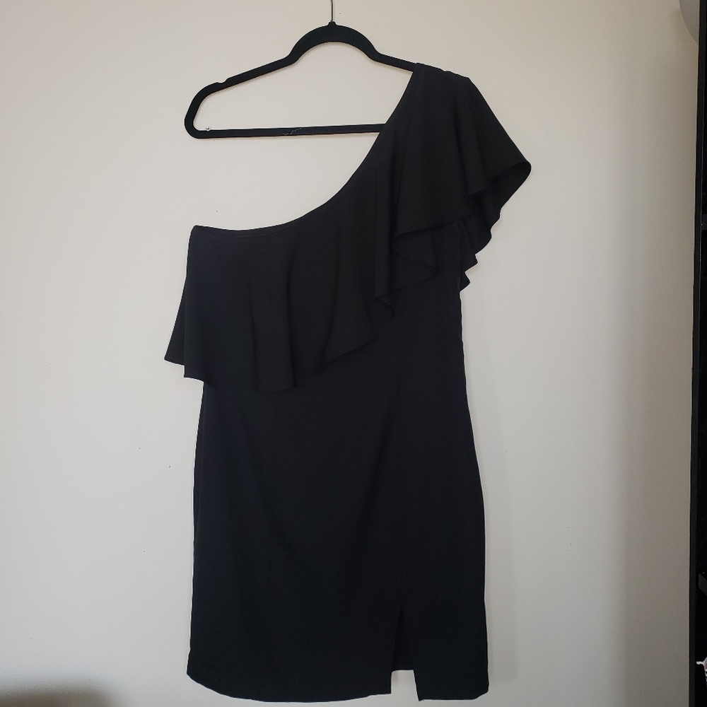 NWT Shoe dazzle One Shoulder Black Dress Size L